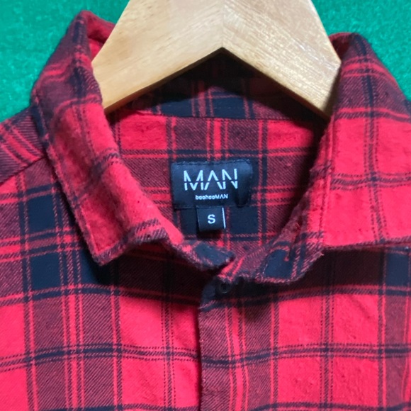 BooHoo Man Buffalo Red Plaid button up shirt - Picture 2 of 4